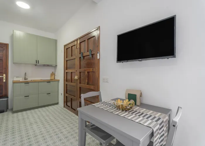 Mi Tagoro - Estudio Con Encanto - Guía de Isora